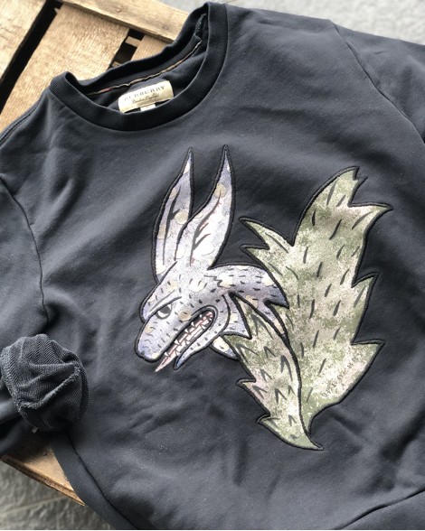Mikina dámská Burberry černá s nášivkou